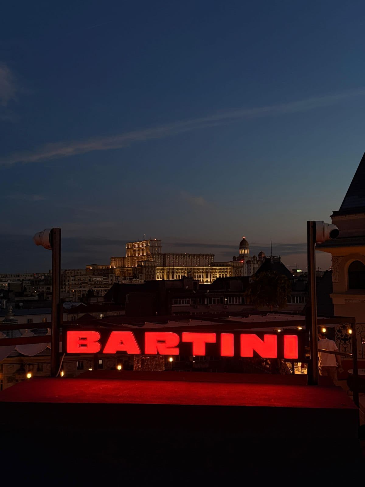 BARTINI Rooftop - Image 2