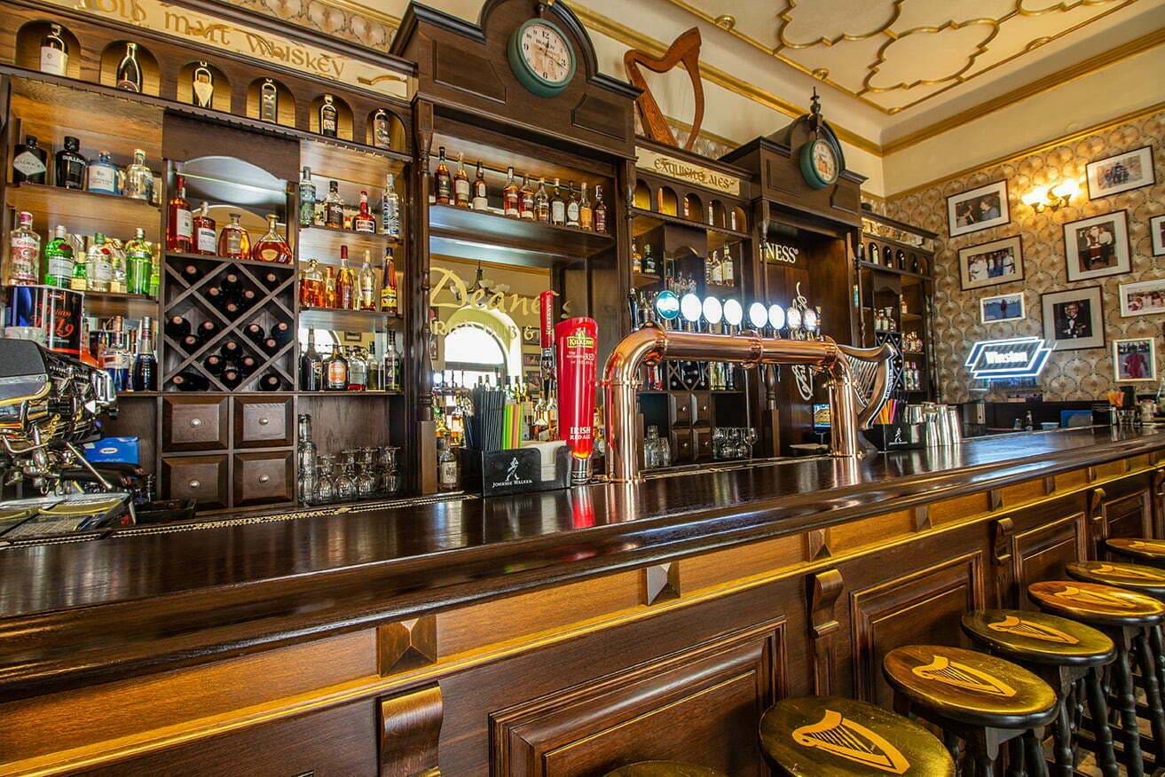 O'Peter's Irish Pub Brasov - Image 2