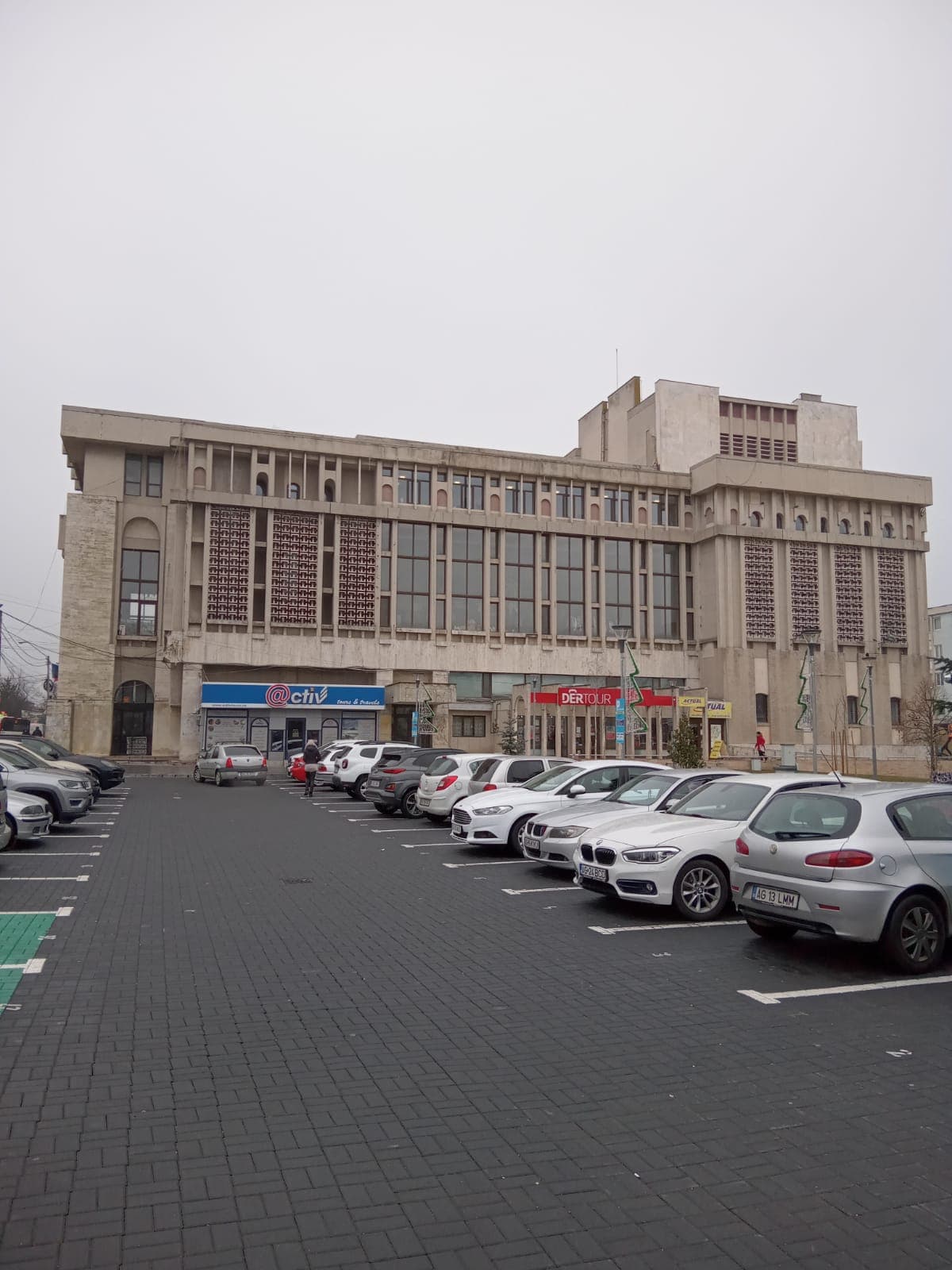 Teatrul „Alexandru Davila”